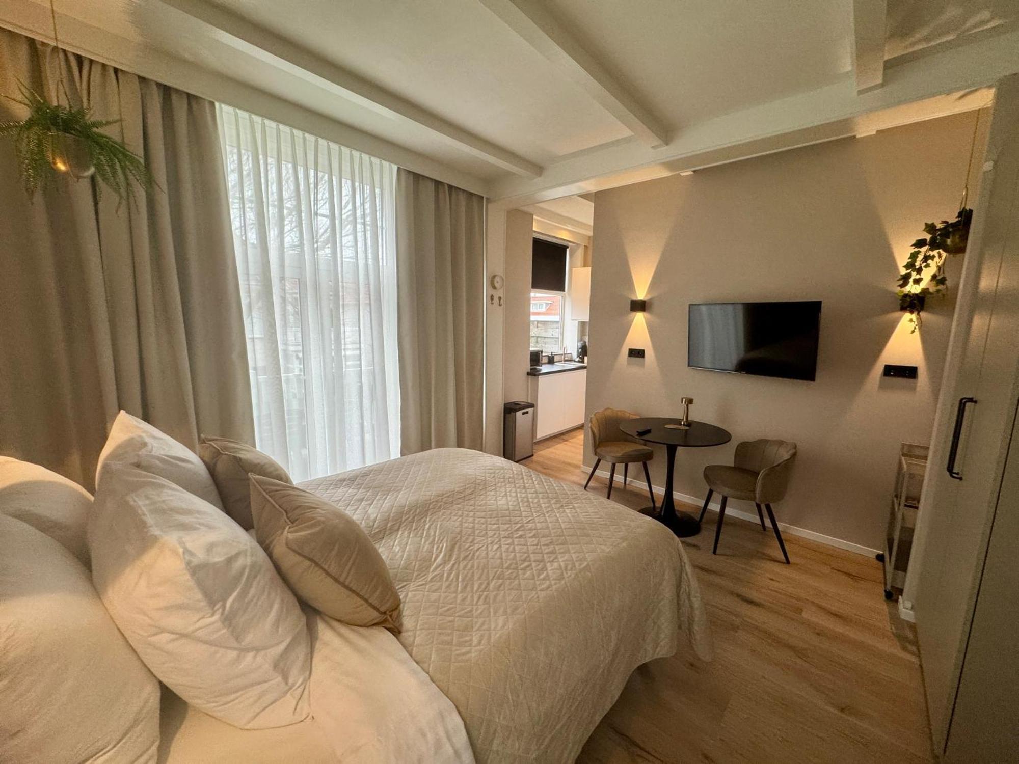 Seastreet Apartment *